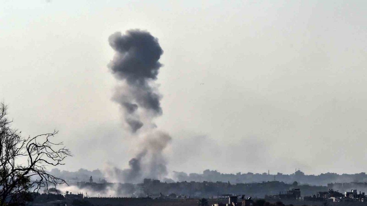 İsrail Gazze’yi aralıksız bombalıyor