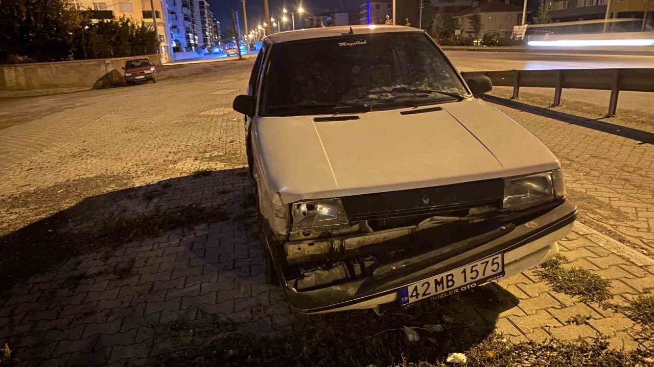 Konya’da 2 otomobil çarpıştı: 5 yaralı
