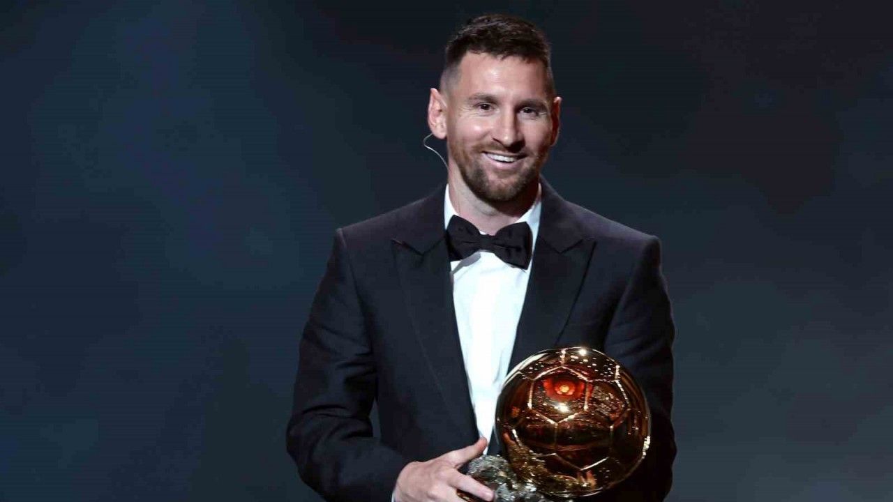 Yılın en iyi oyuncusu Lionel Messi