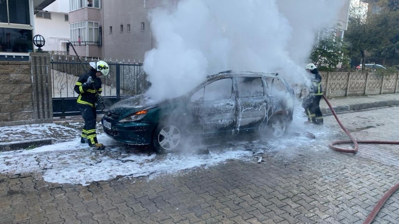 Lüleburgaz'da otomobil yangını