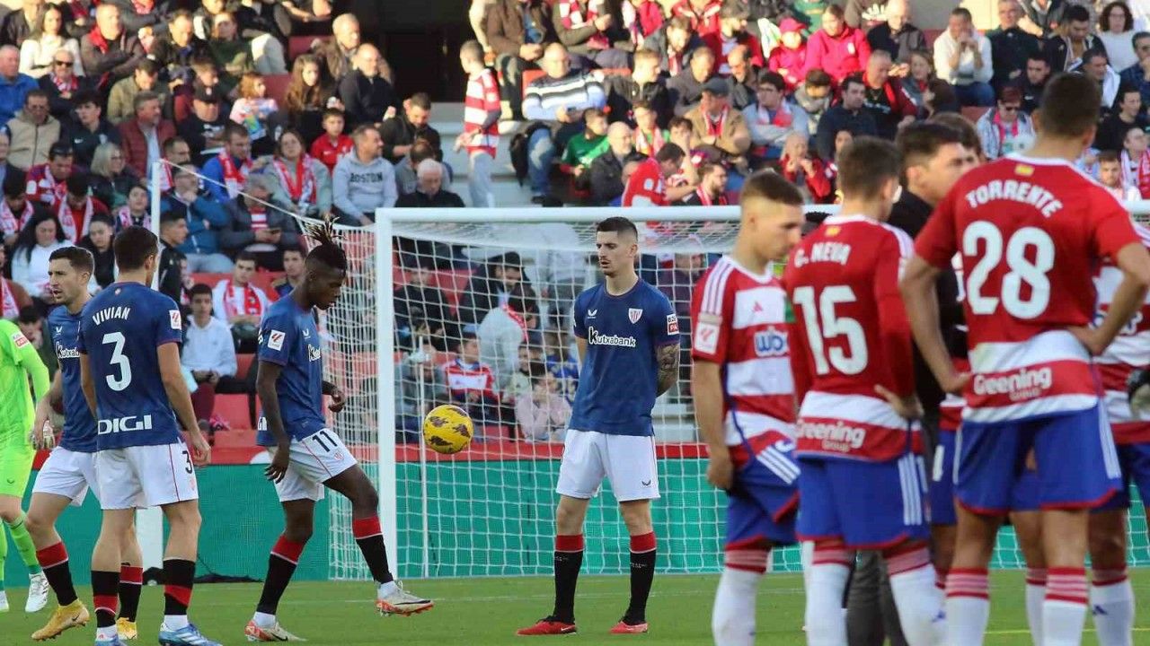 Granada - Athletic Bilbao maçı, bir taraftarın hayatını kaybetmesi nedeniyle ertelendi