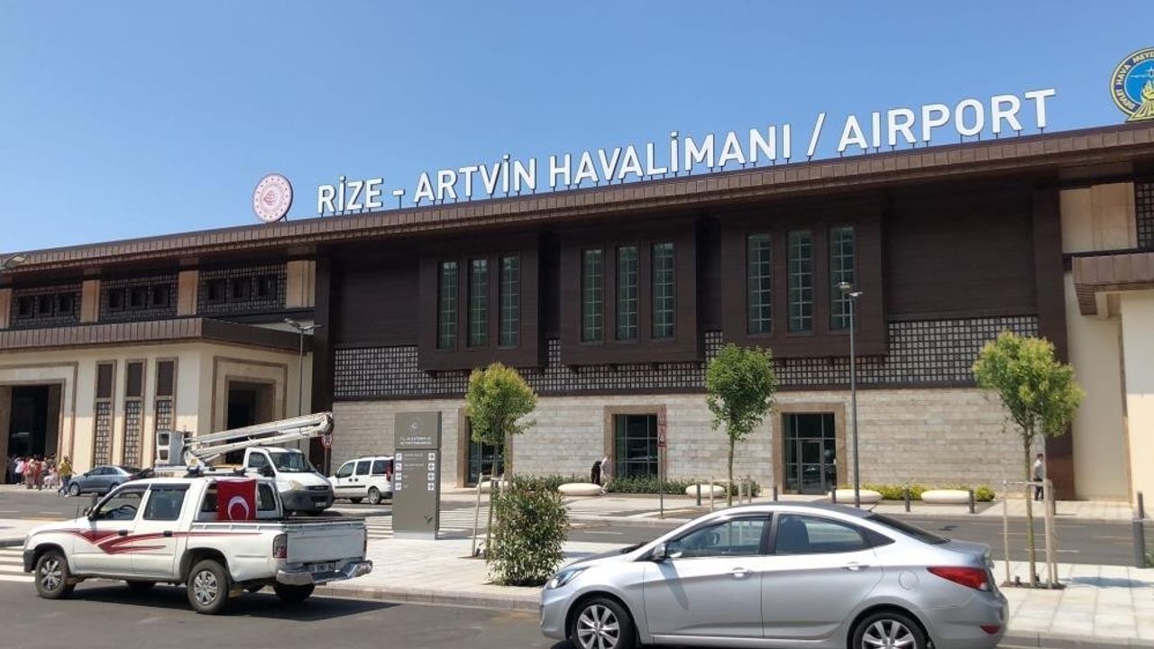 Rize-Artvin Havalimanını 11 ayda 946 bin 698 yolcu kullandı