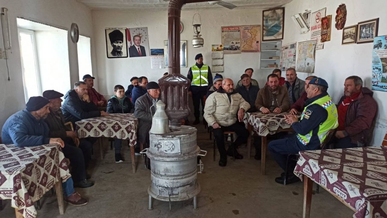 Edirne'de jandarmanın eğitim faaliyetleri sürüyor