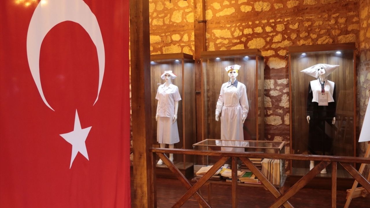 Kırklareli'ndeki "Sağlık Tarihi Evi" ziyaretçilerini ağırlıyor