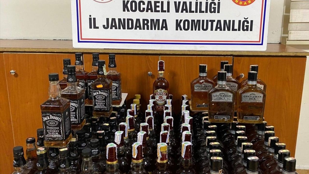 Kocaeli'de 158 şişe kaçak içki ele geçirildi