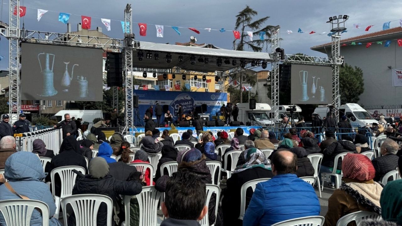 Ümraniye 9. Hamsi ve Kültür Festivali'nde 5 ton hamsi tüketildi