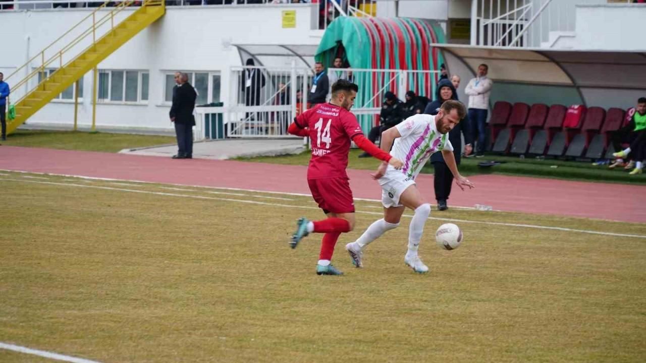 TFF 2. Lig: Isparta 32 Spor: 0 - Aksaray Belediyespor: 0
