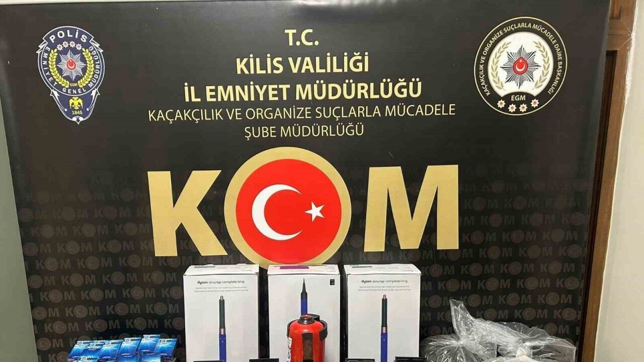 Kilis’te çok sayıda kaçak malzeme ele geçirildi: 3 gözaltı