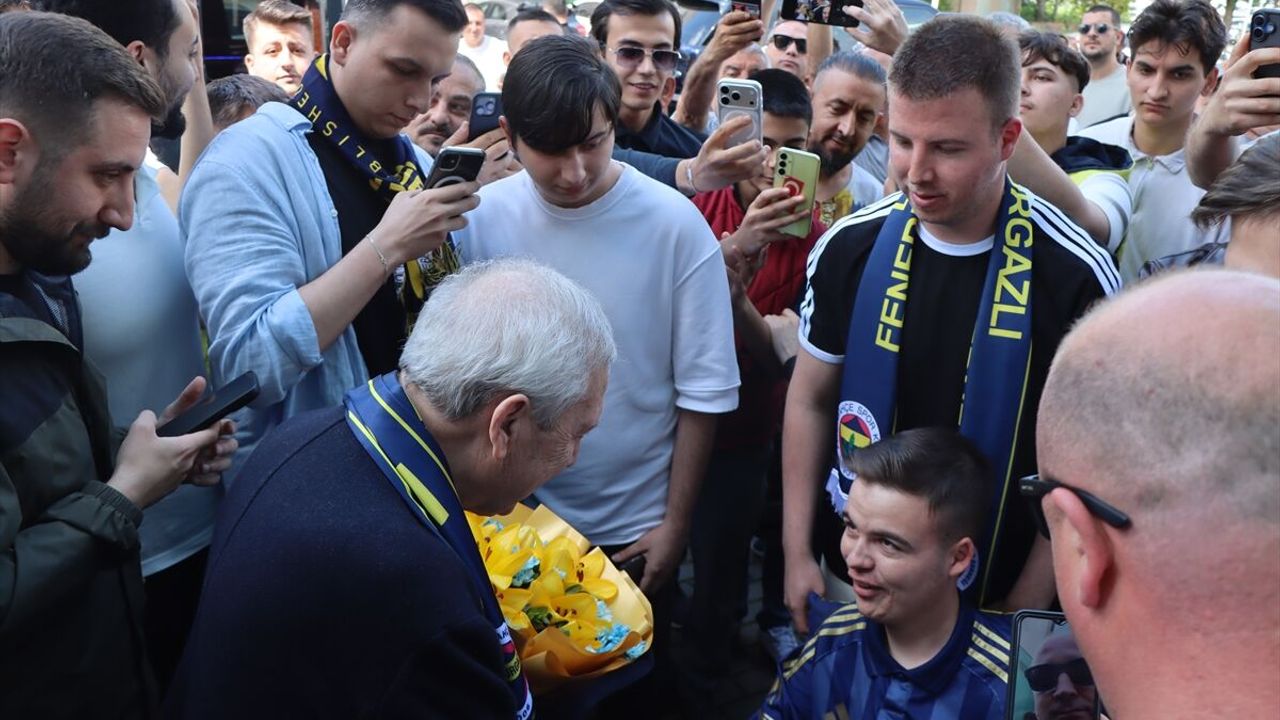 Aziz Yıldırım Kırklareli'nde Fenerbahçelilerle buluştu