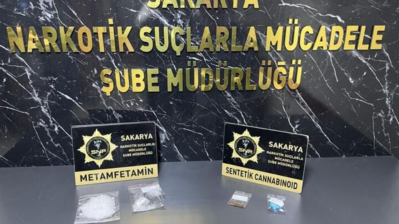 Sakarya'da uyuşturucu operasyonunda 2 zanlı tutuklandı
