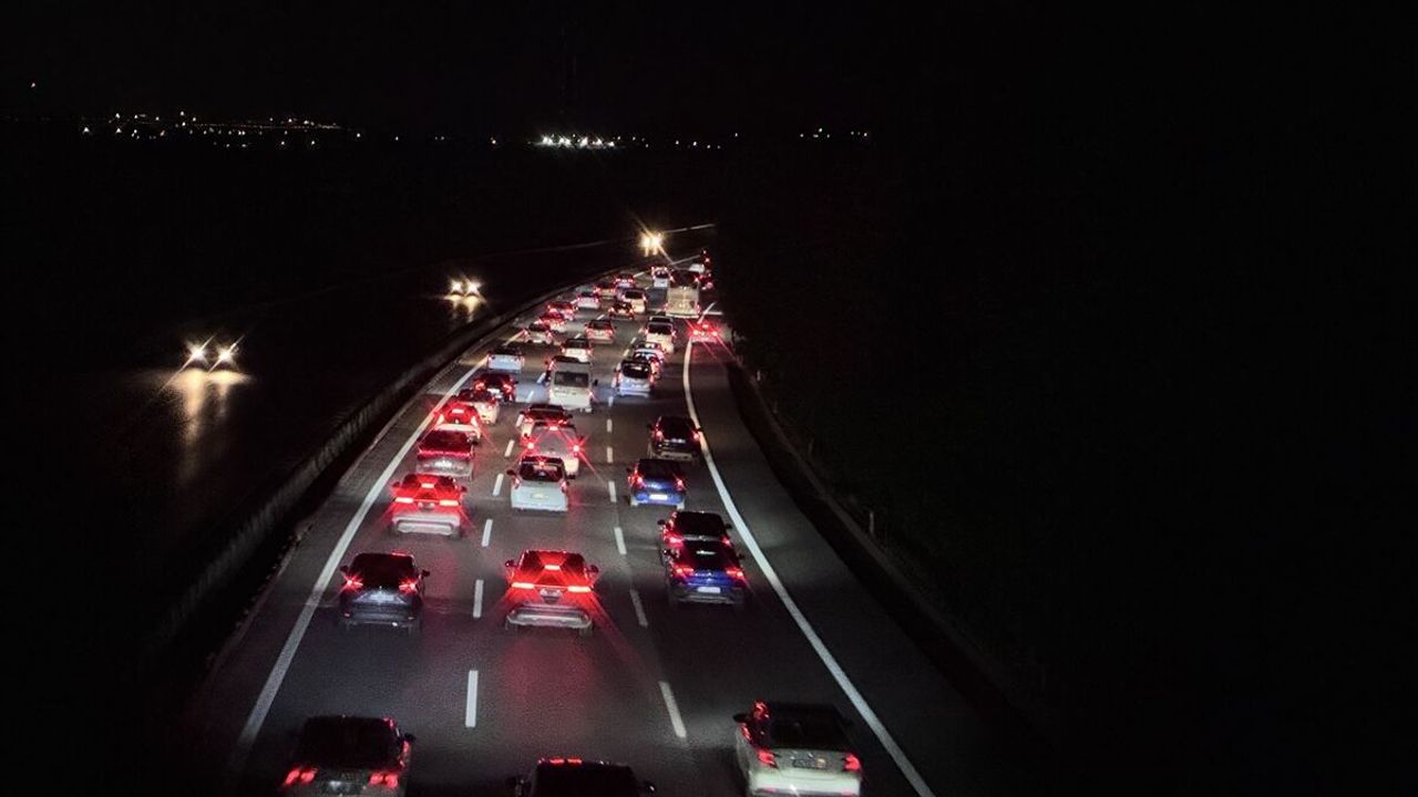 Bayram göçü tersine döndü! Dönüş trafiği başladı