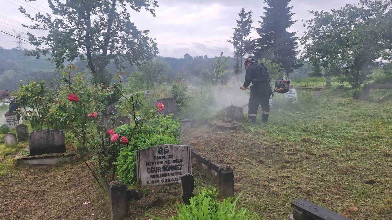 Boğaziçi'nde bayram temizliği