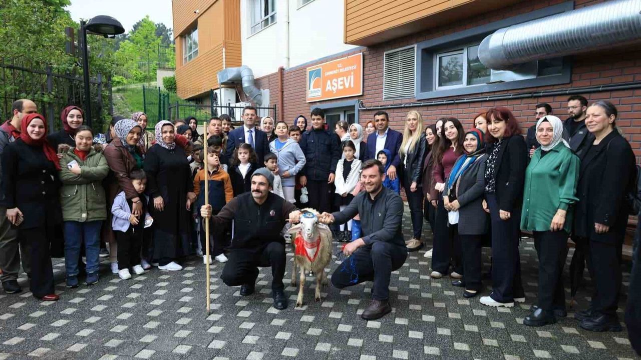 Çekmeköy'de engelsiz yüreklerden anlamlı kurban bağışı