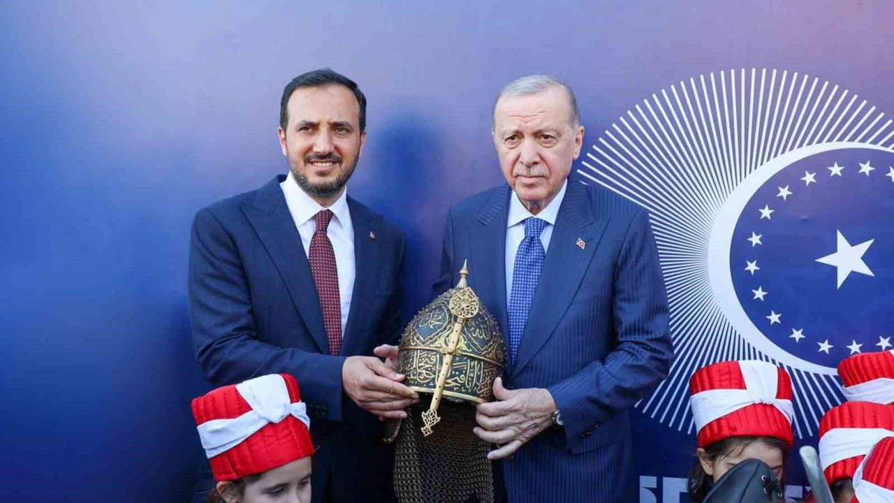 Cumhurbaşkanı Erdoğan'a anlamlı hediye