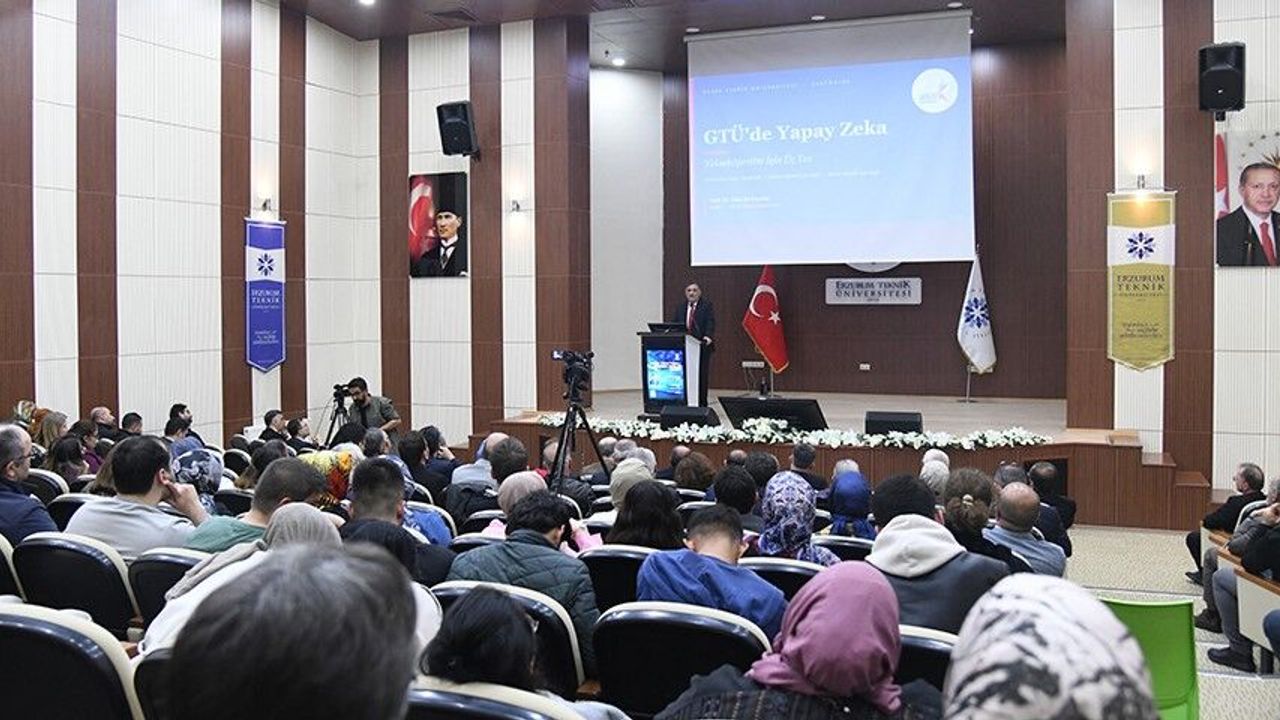 ETÜ ve TU12 İş Birliğinde 'Yapay zekâ temalı eğitimde iyi örnekler çalıştayı' düzenlendi