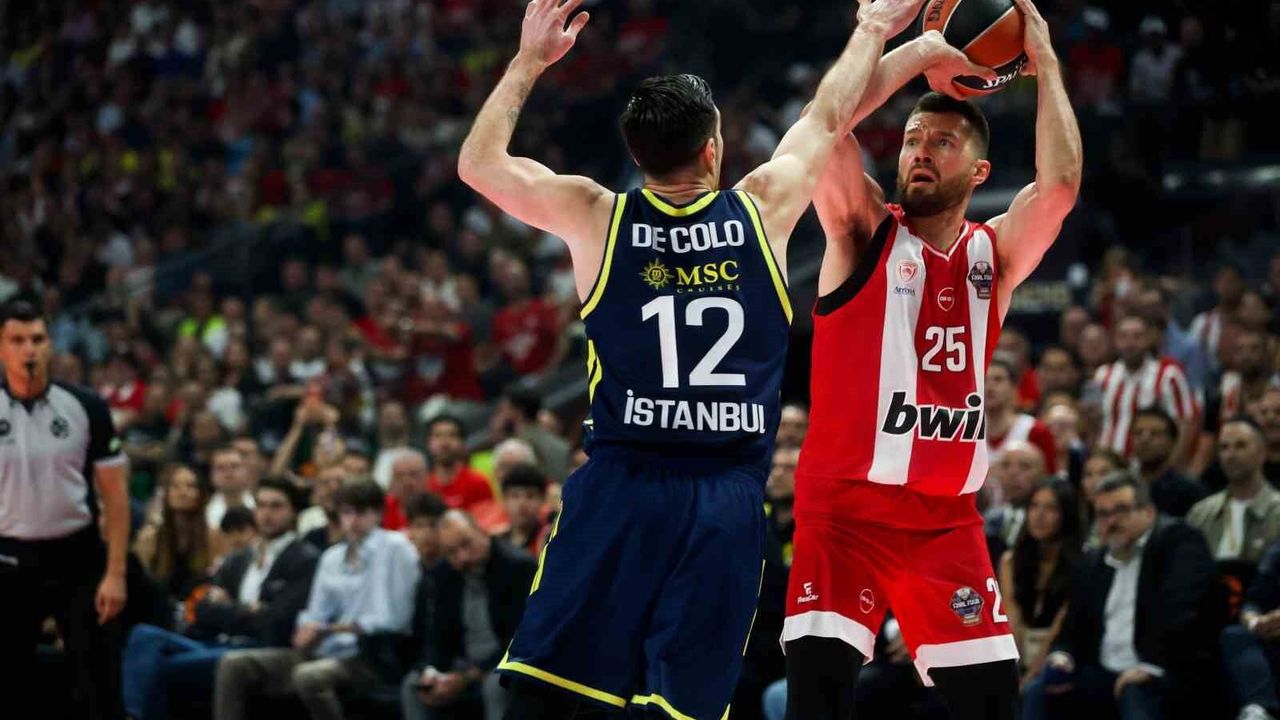 Euroleague Final Four: Olympiakos: 79 - Fenerbahçe Beko: 61