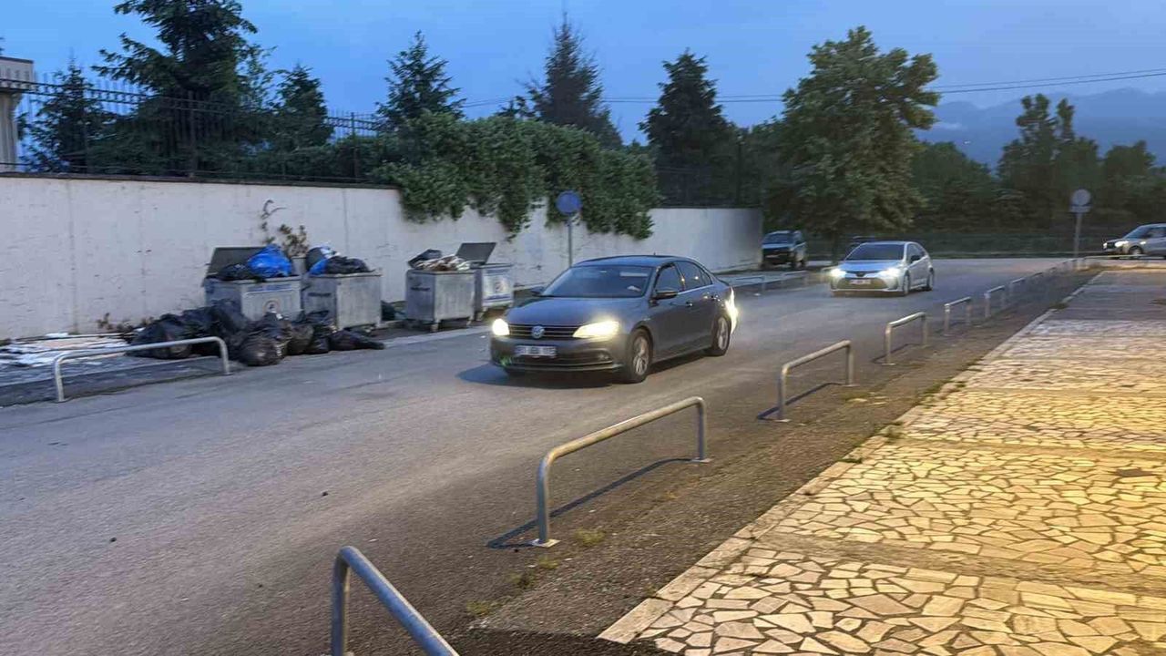 Gözaltına alınan Akçakoca Belediye Başkanı Fikret Albayrak Düzce'ye getirildi