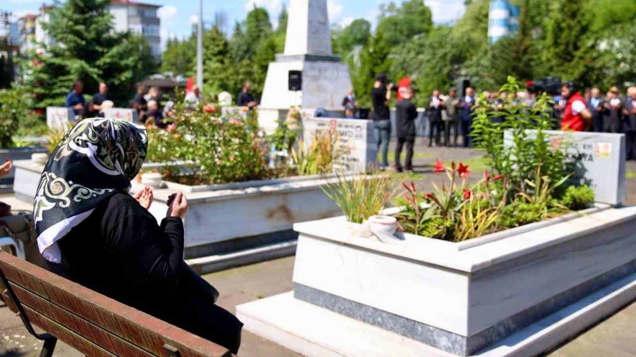 Ordu'da arefe gününde şehitler dualarla yad edildi