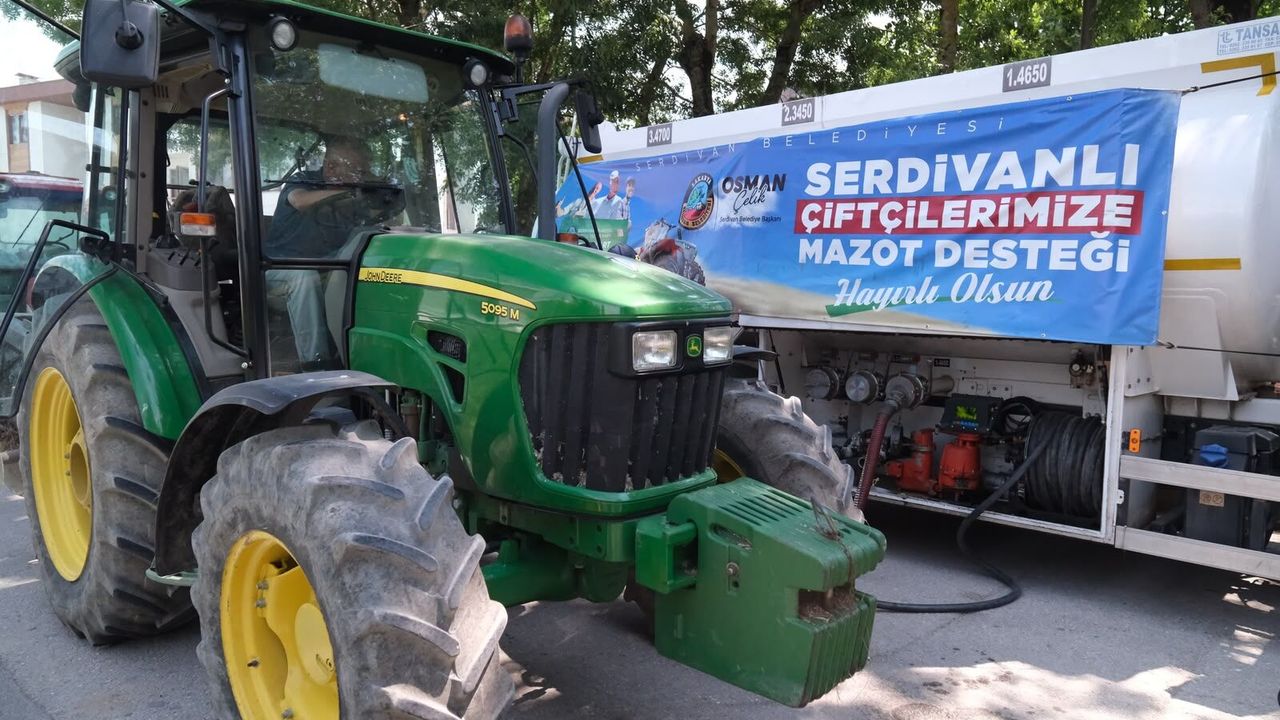 Mazot Desteği Yazlık Mahallesi’nde Çiftçiyle Buluştu