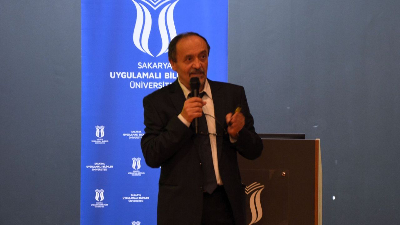 Turizm Fakültesi profesörleri vatandaşlarla buluştu