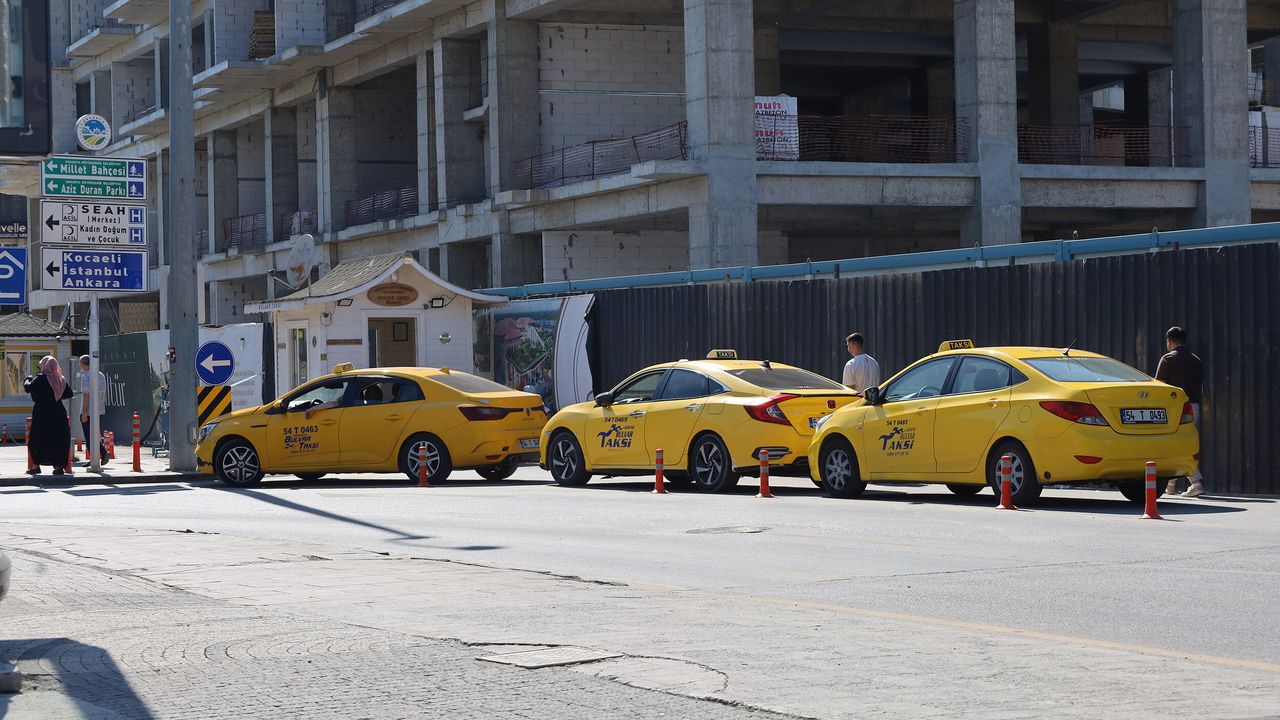 Sakarya Ulaşım Portalı’na yeni özellik: Taksi durakları tek 