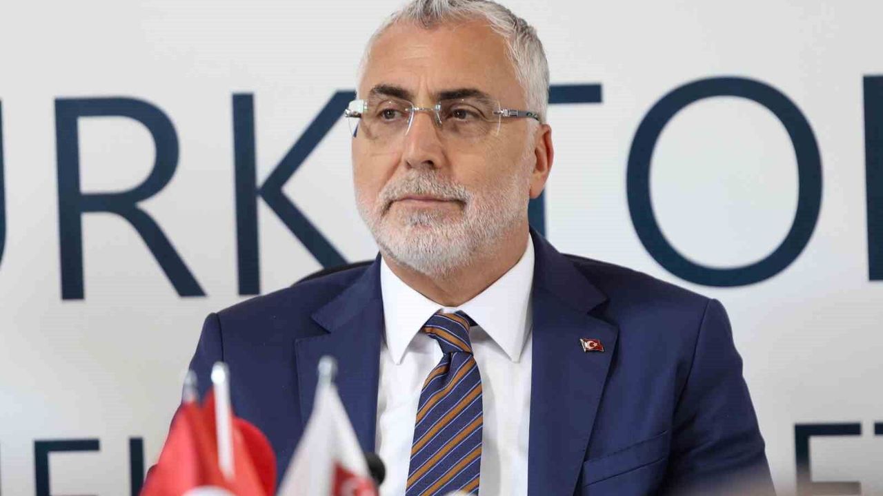 Bakan Işıkhan, İsviçre'de Türk STK Temsilcileri ile buluştu
