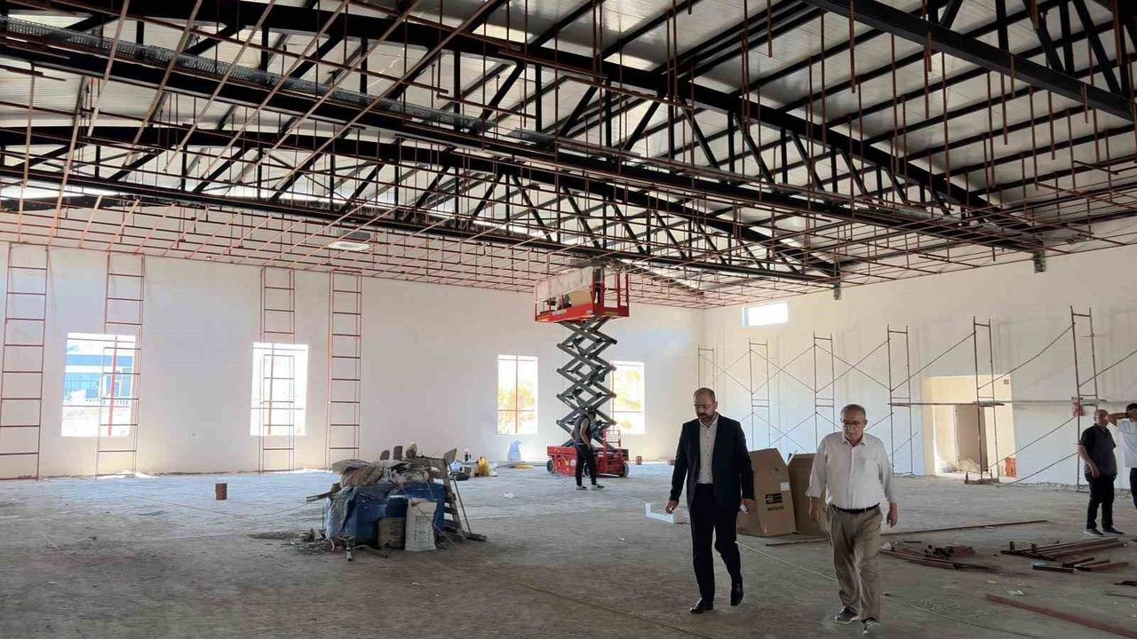 Başkan Kavaklıgil, Tosya Düğün Salonu'daki çalışma