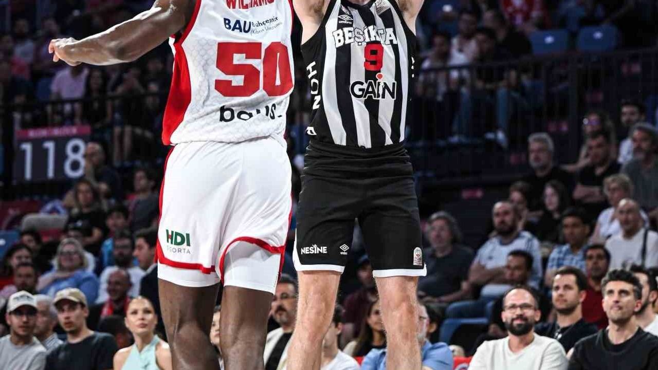 Beşiktaş, seriyi son maça taşıdı