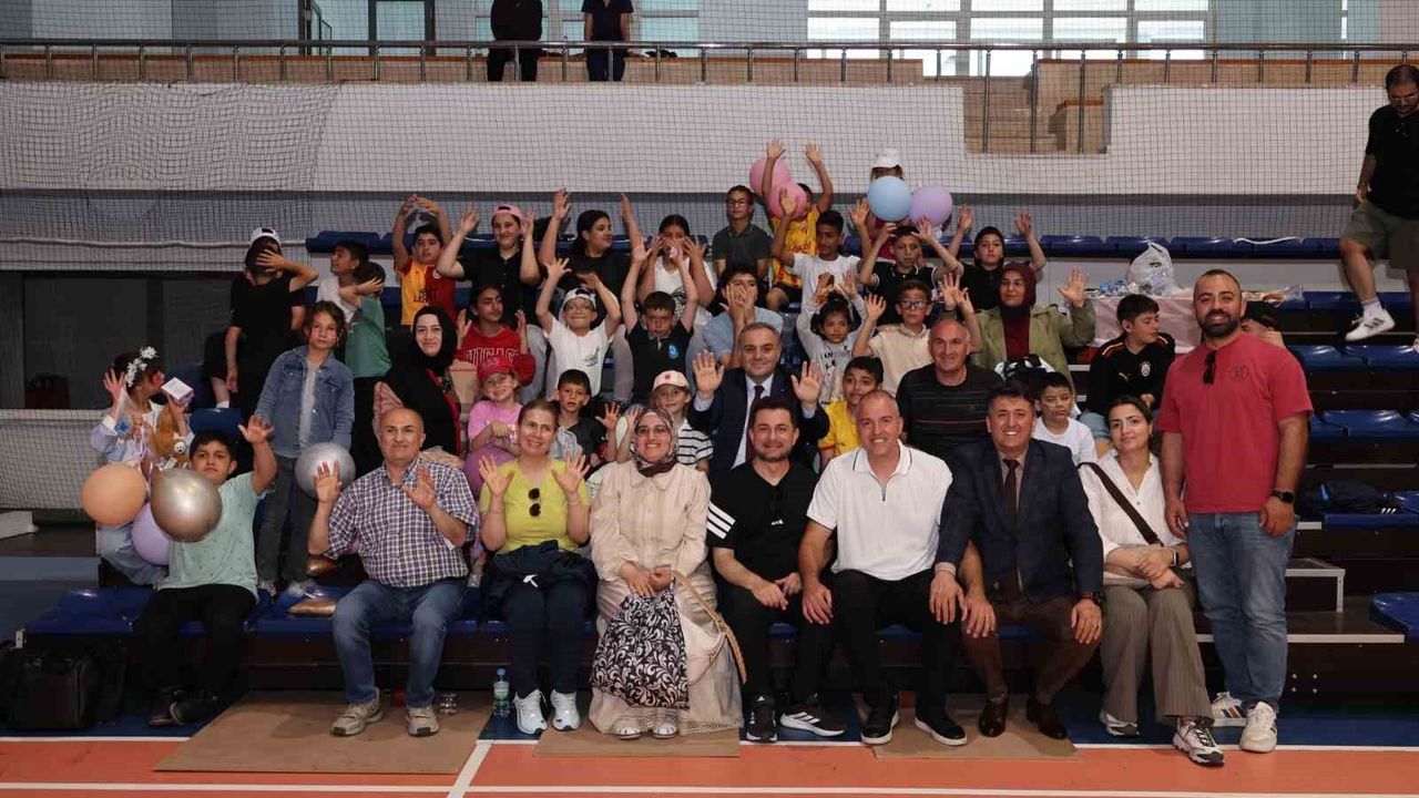 ERÜ'de 23. Geleneksel Spor Şenliği'nin ödül töreni düzenlend