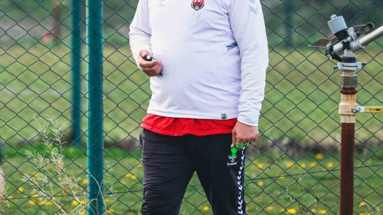 Erzincanspor'da Ahmet Yıldırım ile yollar ayrıldı