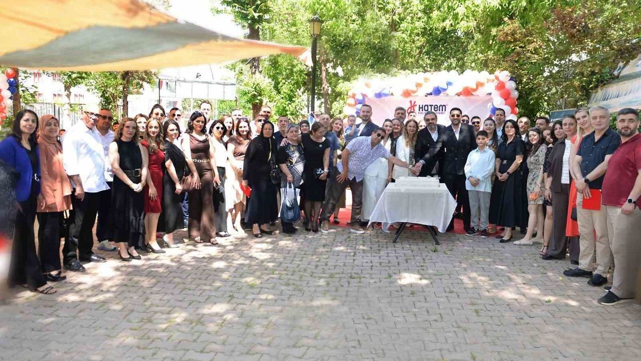 Gaziantep Özel Hatem Hastanesi 20'inci kuruluş yılını coşkuy