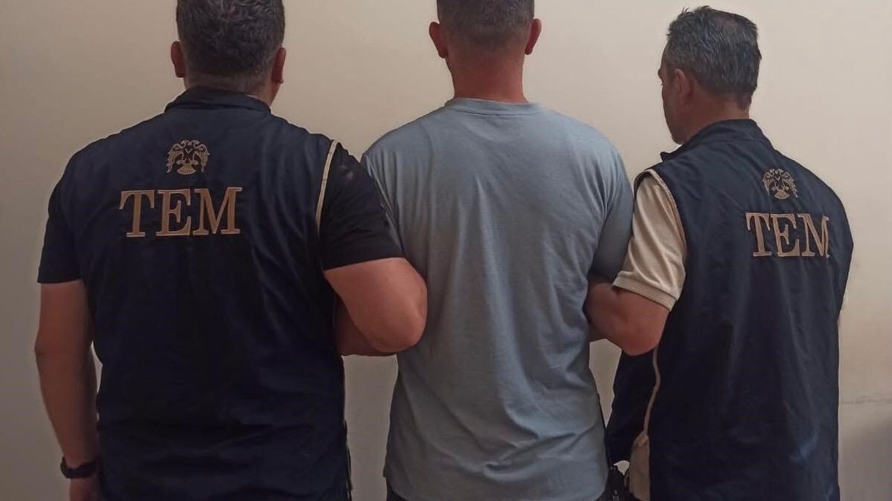 Kesinleşmiş 6 yıl cezayla aranan FETÖ firarisi yakalandı