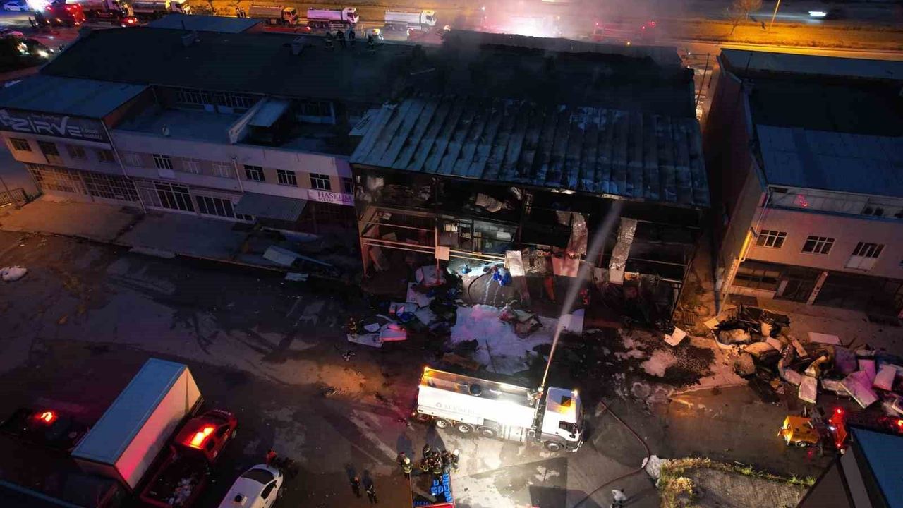 Konya'daki yangında itfaiye eri şehit oldu