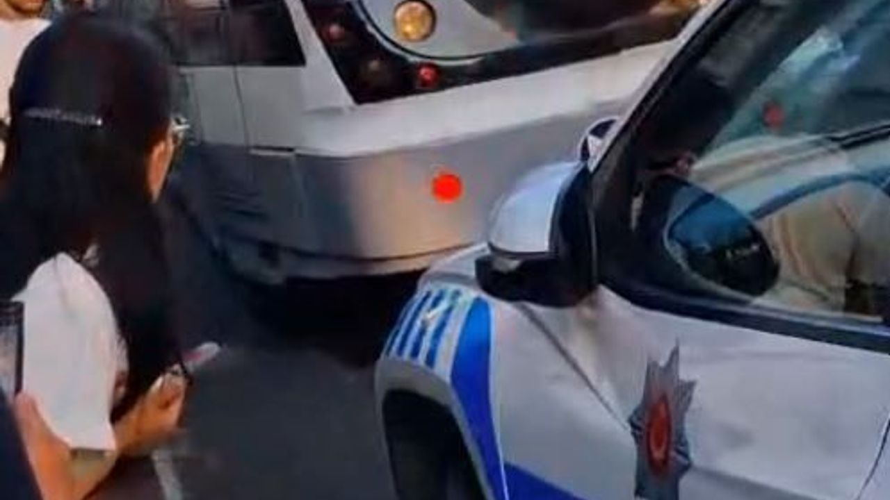 Laleli'de raylara düşen çocuk tramvayın altında kalarak öldü