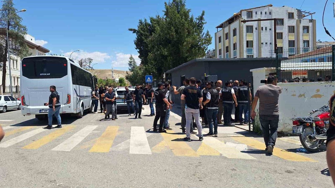 Şanlıurfa merkezli suç örgütü operasyonunda 16 tutuklama