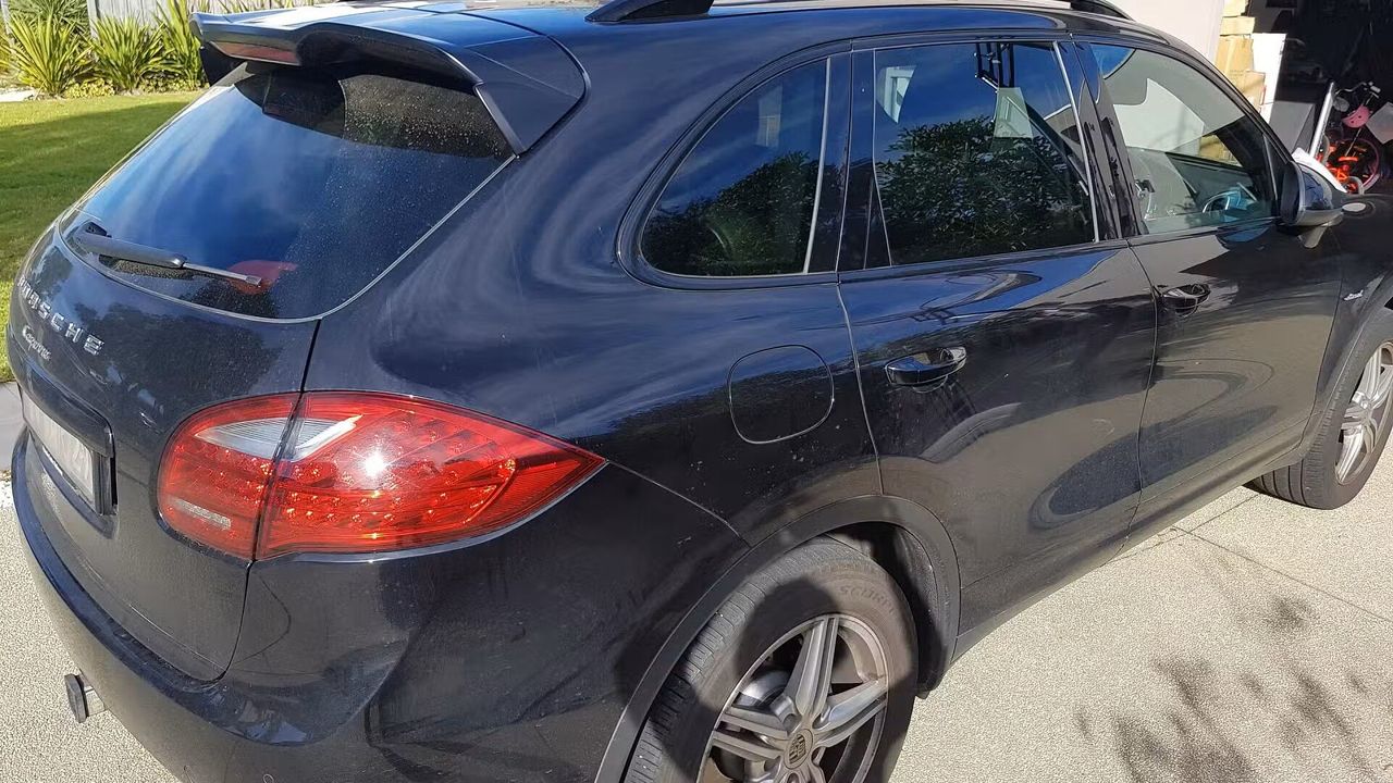 Sakarya’da İcradan Lüks Fırsat: 2012 Model Porsche Cayenne S