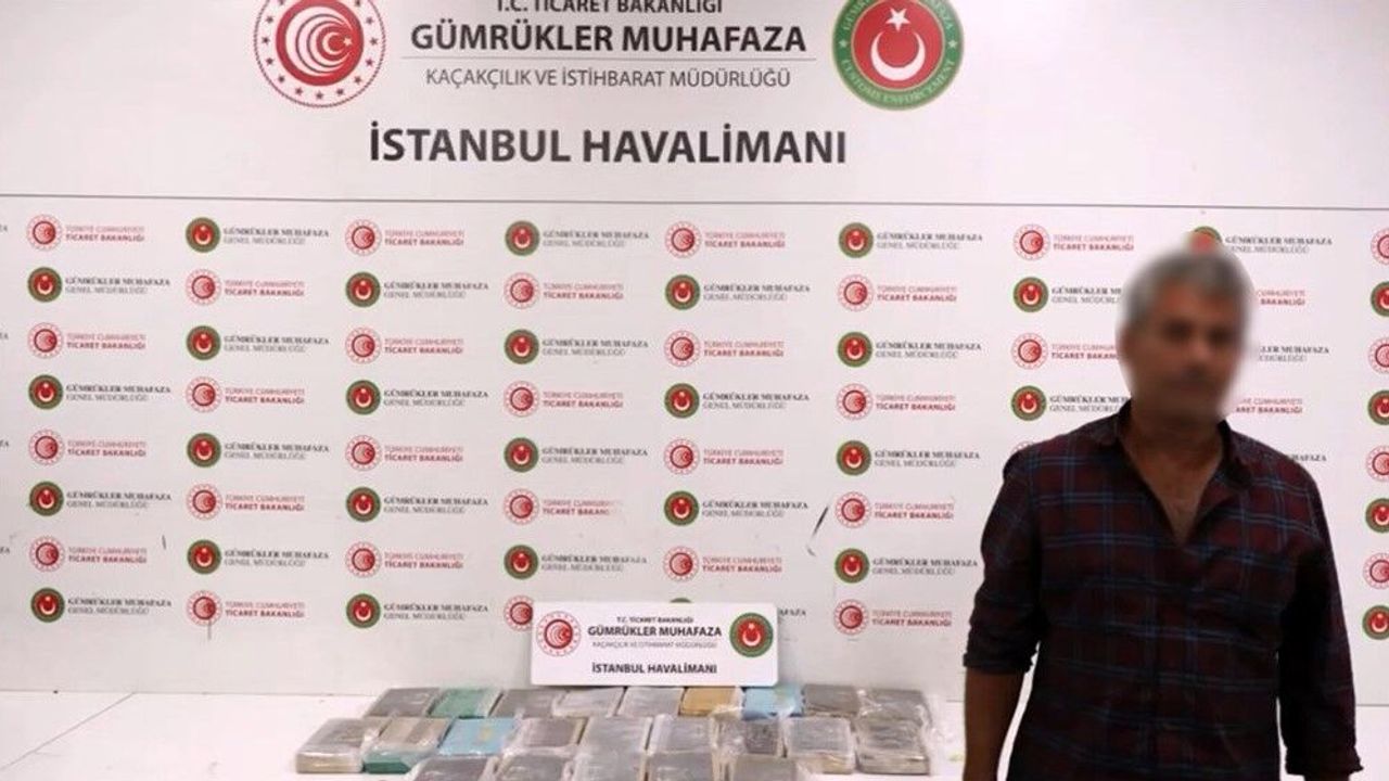 İstanbul Havalimanı’nda 206 milyon liralık uyuşturucu operasyonu: Pilot kılığındaki şüpheli aranıyor