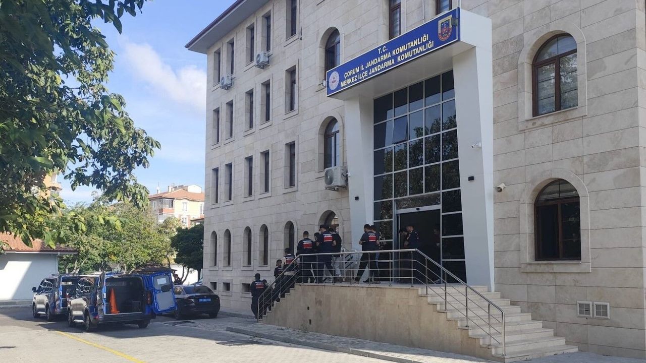 Sosyal Medyada Bomba Yapımı İçerikli Paylaşımlar Yapan Şüphelilere Operasyon!