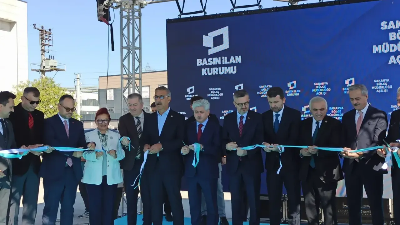 İletişim Başkanı Burhanettin Duran: “Yerel Basınımız Ne Kadar Güçlü Olursa Medya Ekosistemimiz O Kadar Güçlenir”