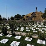 Öğrenciler 510 şehit mezarının taşını okul atölyesinde yapıp mezarları yenilediler