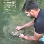 Türkiye'de altın çok arayan yok...Derelerde her gün 5 gram altın çıkarıyorlar