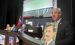 DSP Genel Başkanı Aksakal, partisinin İstanbul İl Başkanlığı 12. Olağan Kongresi'nde konuştu: