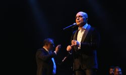 Sanatçı Mehmet Fatih Yalçınkaya'nın konser geliri Gazze'ye gidecek