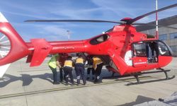 Baygınlık geçiren vatandaş helikopter ambulansla Van’a sevk edildi