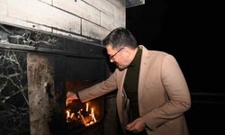 Vali Tekbıyıkoğlu Cemevinde düzenlenen ceme katıldı