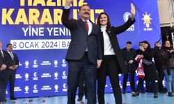 AK Parti Balıkesir Büyükşehir Belediye Başkan adayı Yılmaz: "Balıkesir'de gençler iş aramayacak"