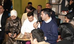 İBB Başkan adayı Kurum Beyoğlu'nda gençlerle buluştu