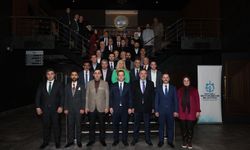 İzmit Belediye Başkan adayı Tutuş, belediye meclis üyeliği adaylarıyla buluştu