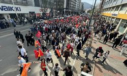 AK Parti Genel Başkanvekili Ala, Bursa'da "Sevgi Yürüyüşü"ne katıldı: