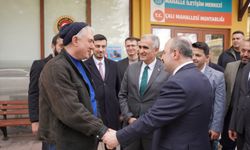 AK Parti Nilüfer Belediye Başkan adayı Çolak, Çalı'daki esnaf ziyaretinde projelerini anlattı: